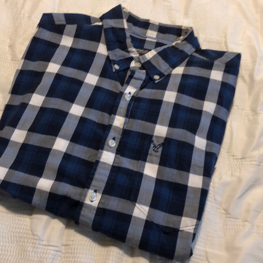 American eagle plaid shirt.